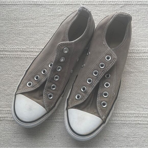 Converse Chuck Taylor All Star Women's Low Top, Seasonal Gray, Size 9 - Picture 5 of 7